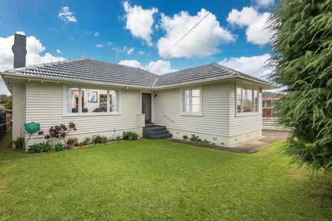 Photo of property in 2/37 Shakespeare Road, Milford, Auckland, 0620