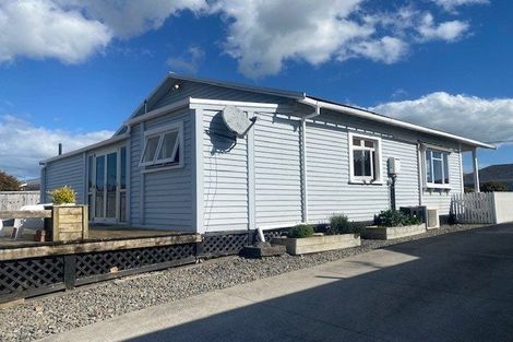Photo of property in 373 Carrington Street, Upper Vogeltown, New Plymouth, 4310