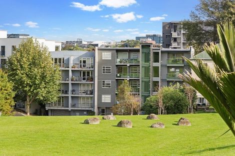 Photo of property in 2a/15 Fleet Street, Eden Terrace, Auckland, 1021