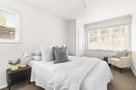 Photo of property in 15 Keirunga Road, Havelock North, 4130