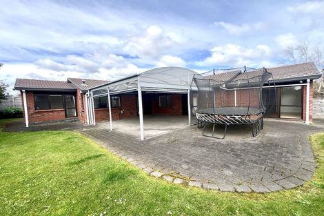 Photo of property in 9 West Fairway, Golflands, Auckland, 2013