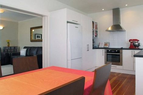 Photo of property in 11 Baffin Grove, Kingston, Wellington, 6021