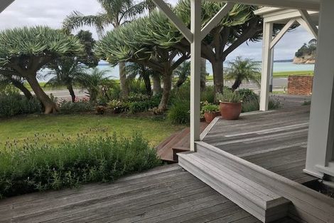Photo of property in 59 The Esplanade, Eastern Beach, Auckland, 2012