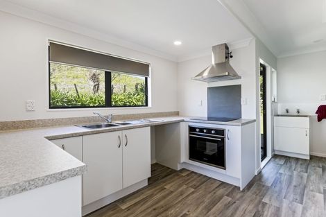 Photo of property in 6 Philomel Crest, Welcome Bay, Tauranga, 3112