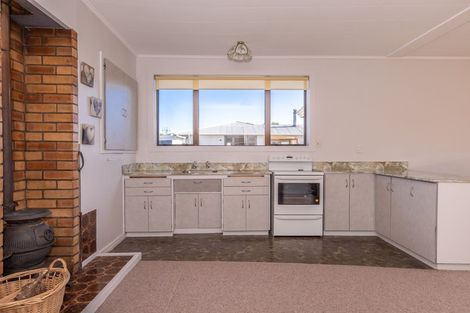 Photo of property in 20 Bentham Street, Westport, 7825