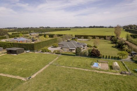 Photo of property in 1630 Clintons Road, Darfield, 7571