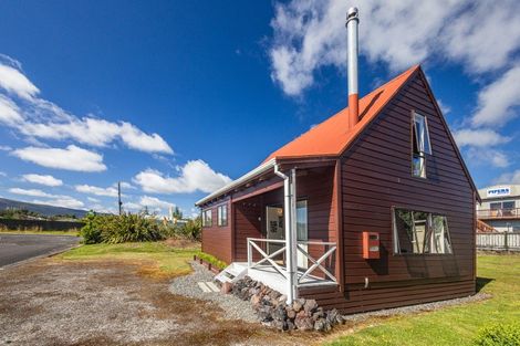Photo of property in 1 Park Lane, National Park, Owhango, 3989