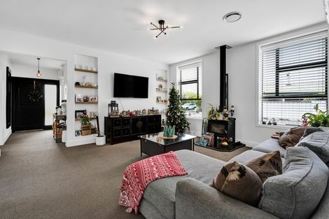 Photo of property in 8 Richmond Street, Fitzroy, New Plymouth, 4312
