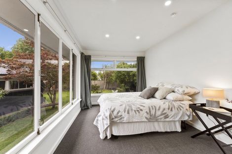 Photo of property in 19 Centaurus Road, Cashmere, Christchurch, 8022