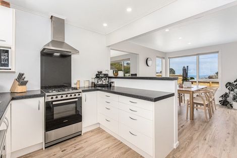 Photo of property in 10 Christchurch Crescent, Kelson, Lower Hutt, 5010