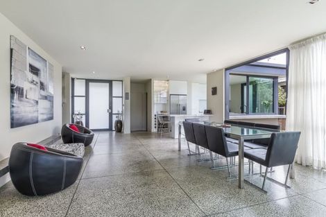 Photo of property in 4a Norwood Road, Bayswater, Auckland, 0622