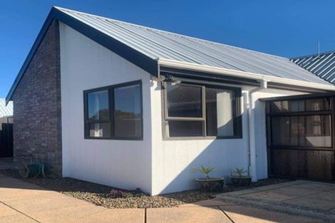 Photo of property in 1/240 Cambridge Road, Te Awamutu, 3800