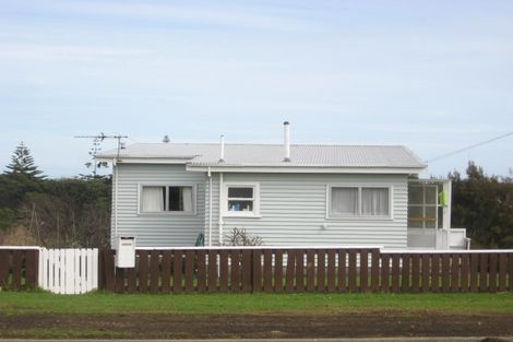 Photo of property in 53 Leslie Street, Waitara, 4320