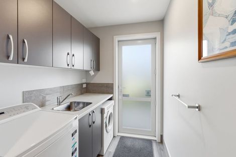 Photo of property in 5 Guardsman Place, Prebbleton, 7604