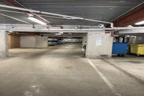 Photo of property in Atrium Towers, 6a/154 The Terrace, Wellington Central, Wellington, 6011