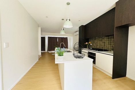 Photo of property in 39 Lawson Creek Street, Massey, Auckland, 0614