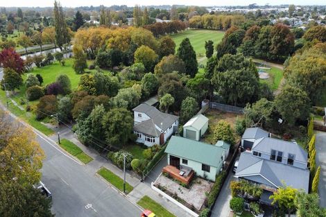 Photo of property in 740 Avonside Drive, Avonside, Christchurch, 8061