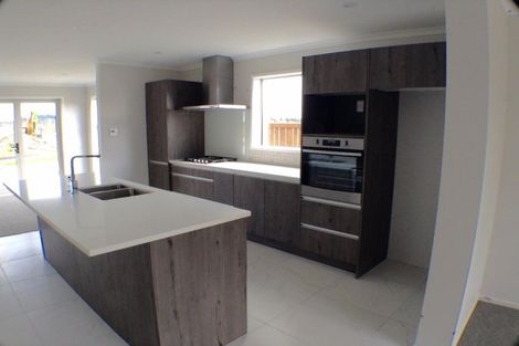 Photo of property in 1 Andrew Jack Road, Silverdale, 0932