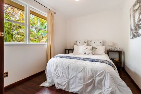 Photo of property in 31 Outlook Road, Greenhithe, Auckland, 0632