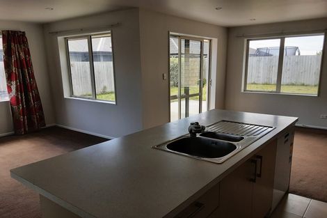 Photo of property in 32 Greenwich Street, Halswell, Christchurch, 8025