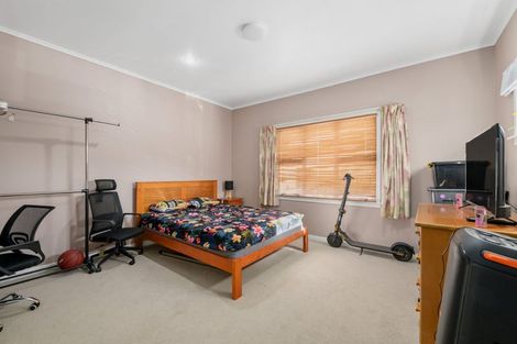 Photo of property in 218 Hillcrest Road, Hillcrest, Hamilton, 3216