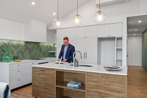 Photo of property in 5 Pekapeka Lane, Poike, Tauranga, 3112