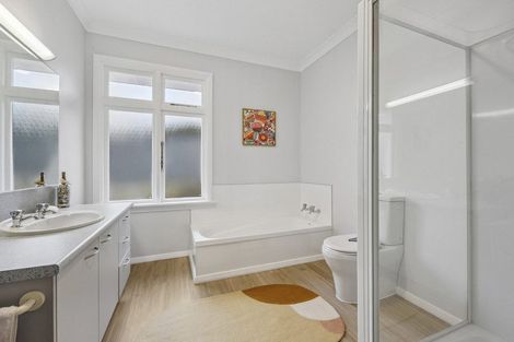 Photo of property in 15 Shandon Road, Vauxhall, Dunedin, 9013