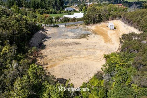 Photo of property in 8 Stroma Way, Timberlea, Upper Hutt, 5018