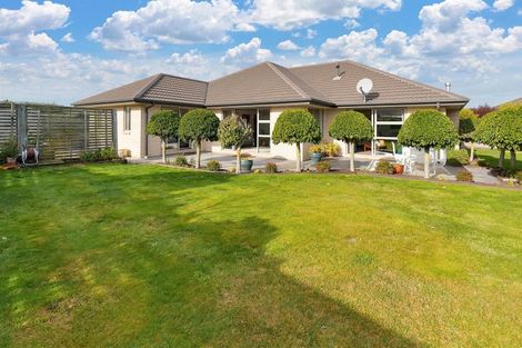 Photo of property in 8 Berkeley Close, Rangiora, 7400