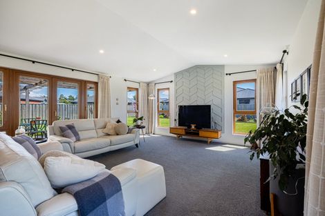 Photo of property in 2 Deans Place, Amberley, 7410