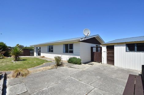 Photo of property in 82 Dunbeath Place, Kew, Invercargill, 9812