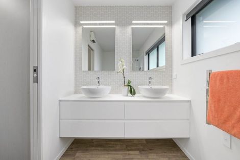 Photo of property in 50 Glen Lynne Avenue, Queenwood, Hamilton, 3210