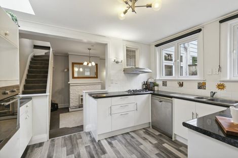 Photo of property in 259 Tinakori Road, Thorndon, Wellington, 6011