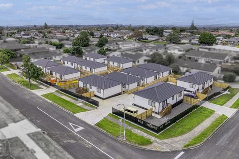 Photo of property in 17 Lane Road, Weymouth, Auckland, 2103
