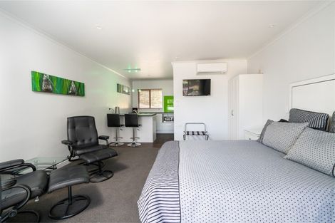 Photo of property in 10 Tangitu Street, Motuoapa, 3382