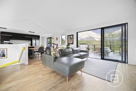Photo of property in 15 Lorne Street, Lake Hayes, Queenstown, 9304