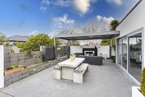 Photo of property in 107 Gardiners Road, Harewood, Christchurch, 8051