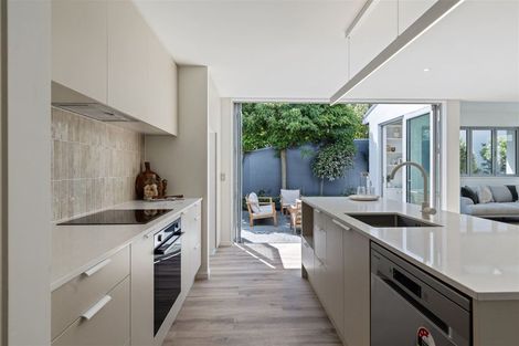 Photo of property in 50a Winchester Street, Merivale, Christchurch, 8014