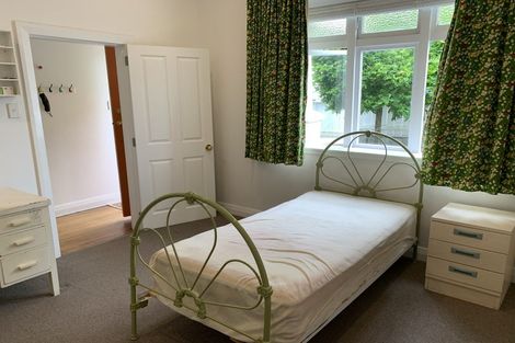 Photo of property in 130 Moxham Avenue, Hataitai, Wellington, 6021