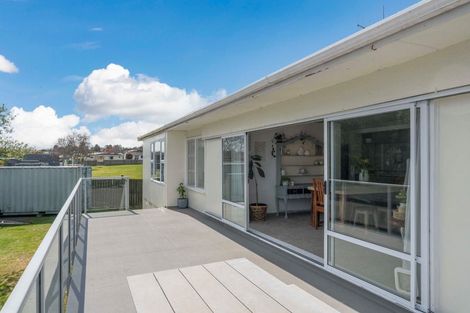 Photo of property in 8 Green Place, Richmond Heights, Taupo, 3330