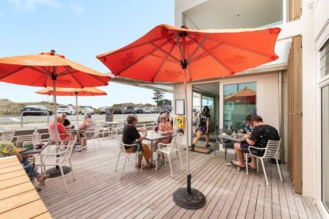 Photo of property in 5/154 Marine Parade, Mount Maunganui, 3116