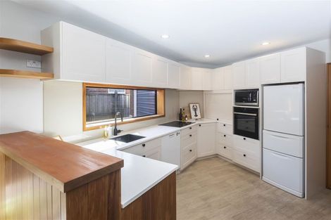 Photo of property in 71a Hamilton Avenue, Ilam, Christchurch, 8041