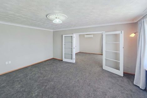 Photo of property in 7 Cole Grove, Wallaceville, Upper Hutt, 5018