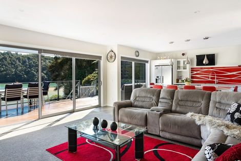 Photo of property in 1b Rowling Road, Kaiteriteri, Motueka, 7197
