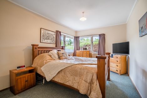 Photo of property in 330 Glengarry Road, Glen Eden, Auckland, 0602