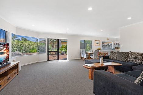 Photo of property in 16a Haven Grove, Papamoa Beach, Papamoa, 3118