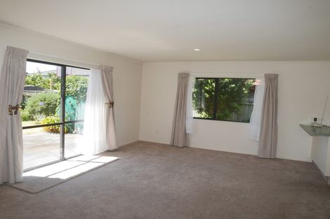 Photo of property in 125 Queens Road, Waikanae Beach, Waikanae, 5036