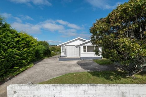 Photo of property in 199 Chivalry Road, Glenfield, Auckland, 0629