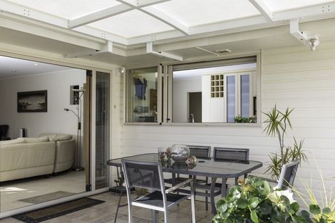 Photo of property in 7b Nukumea Common, Orewa, 0931