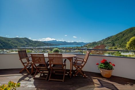 Photo of property in 8 Moana Heights, Waikawa, Picton, 7220